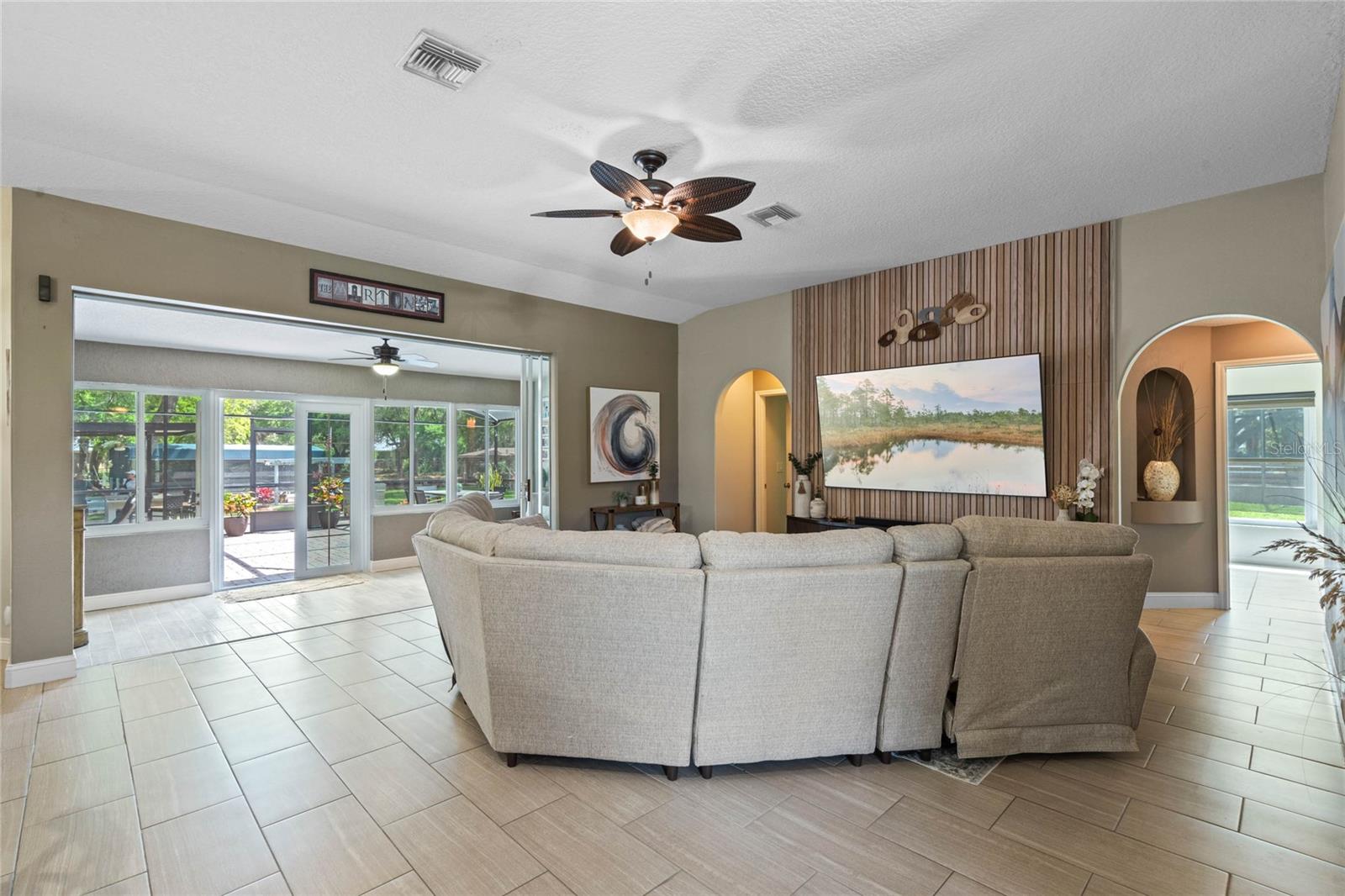 MONTCLAIR PH I - Residential