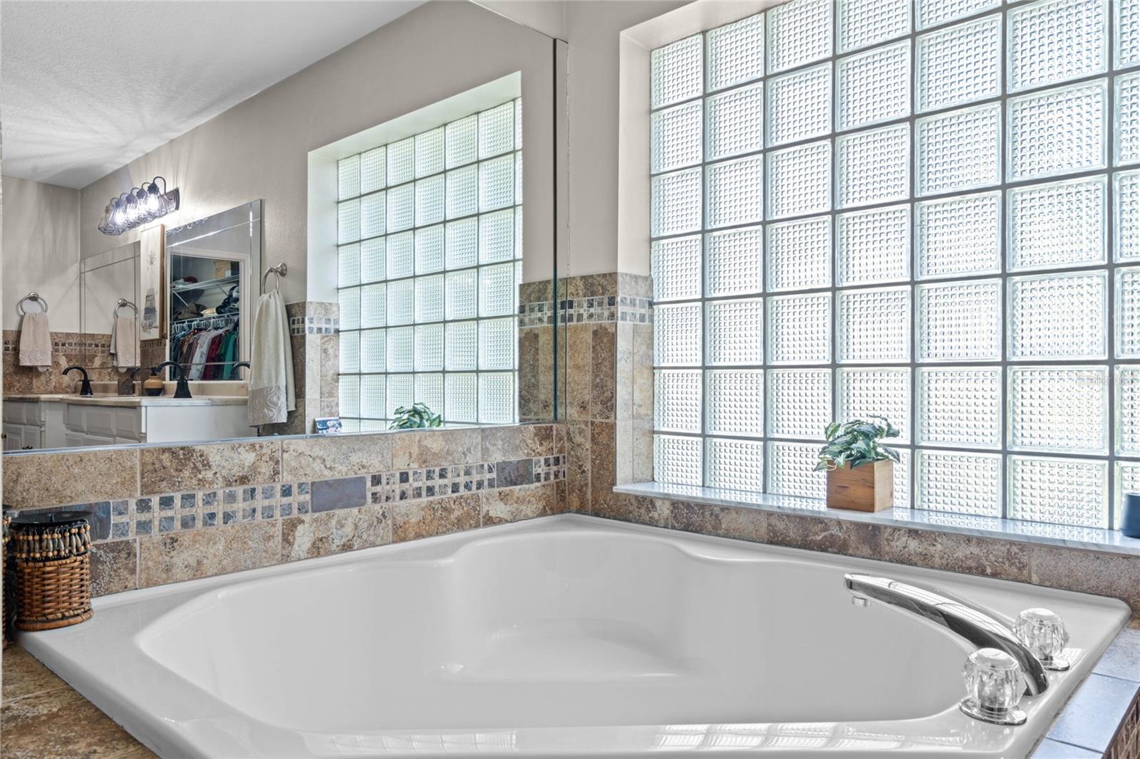 MONTCLAIR PH I - Residential