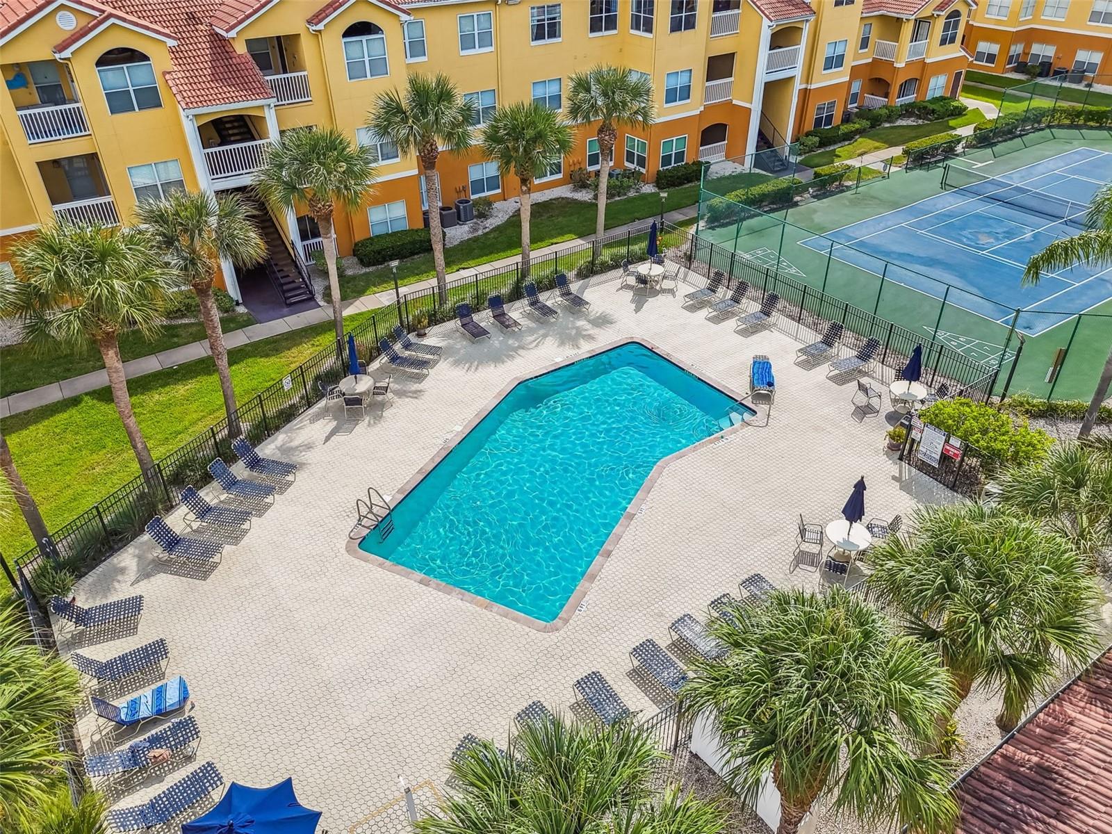 BEACHWAY CONDOS - Residential