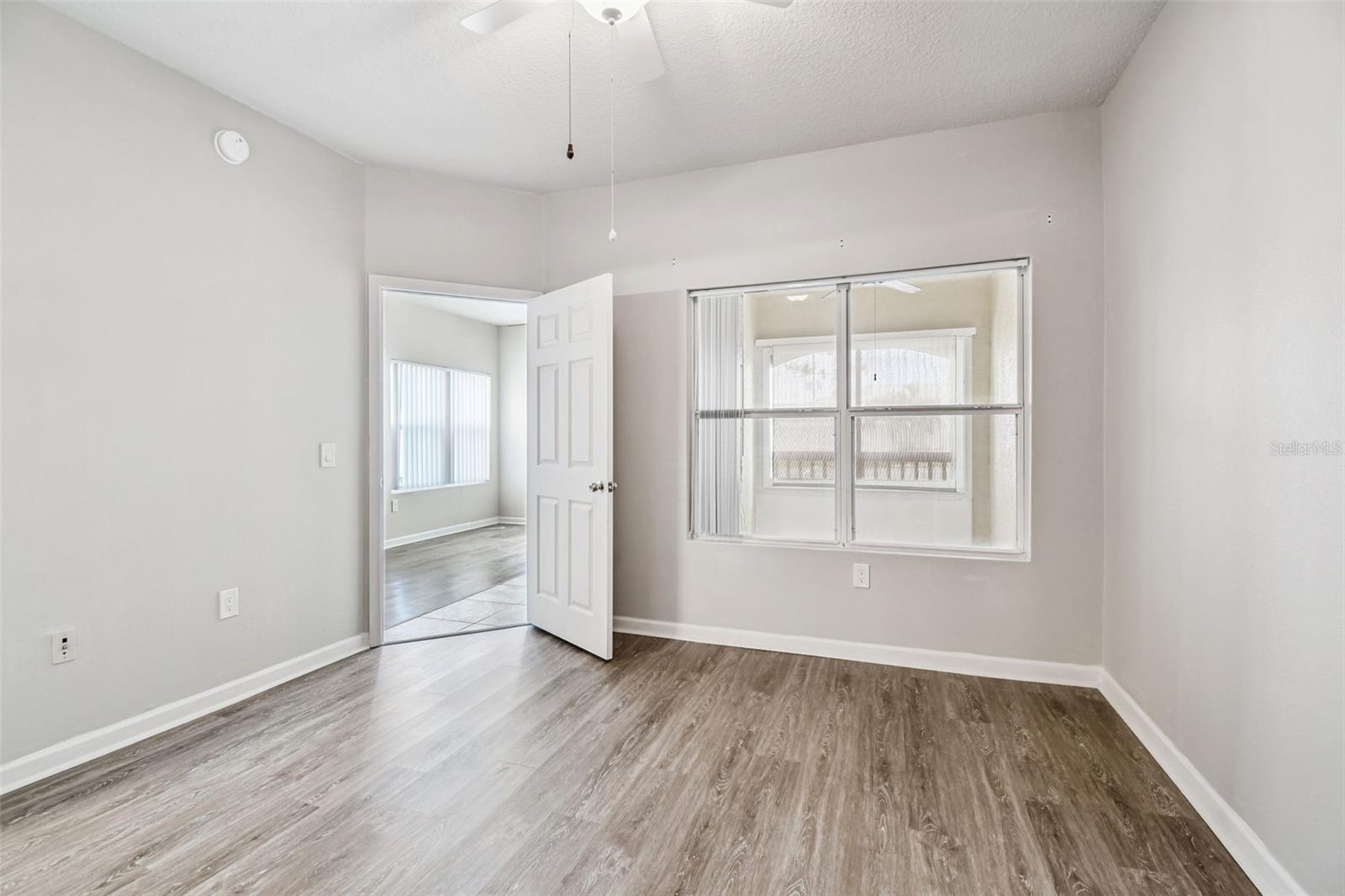 BEACHWAY CONDOS - Residential