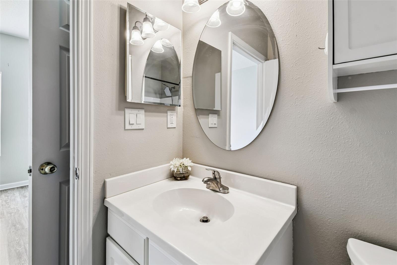 BEACHWAY CONDOS - Residential