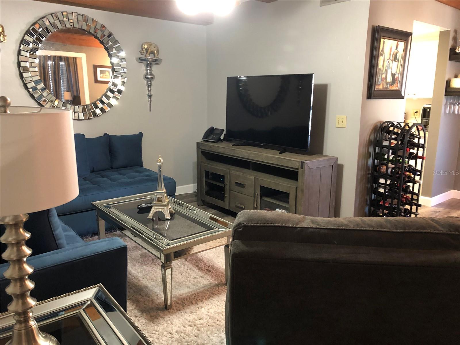 THE VINEYARD A CONDO - Residential Lease