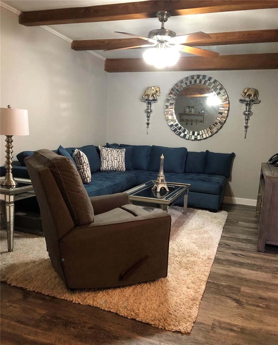 THE VINEYARD A CONDO - Residential Lease