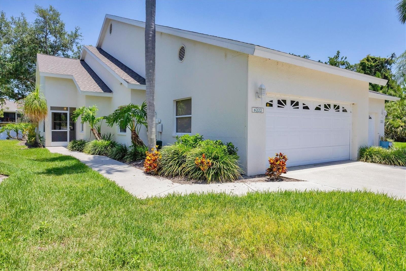 6222 COUNTRY CLUB WAY