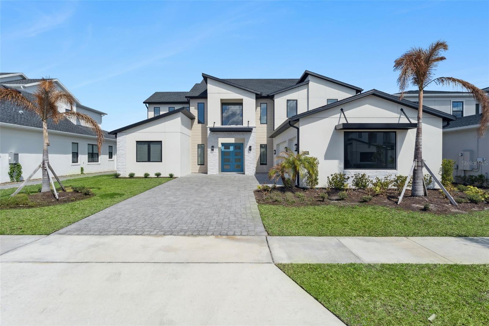 LAUREL POINTE - Residential Lease