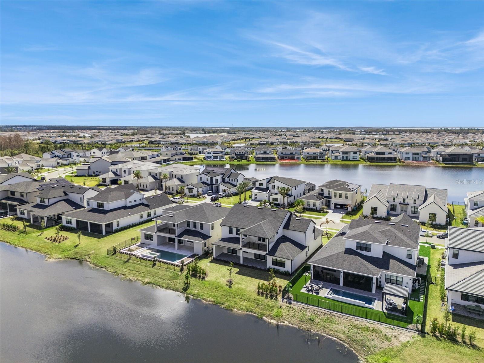 LAUREL POINTE - Residential Lease