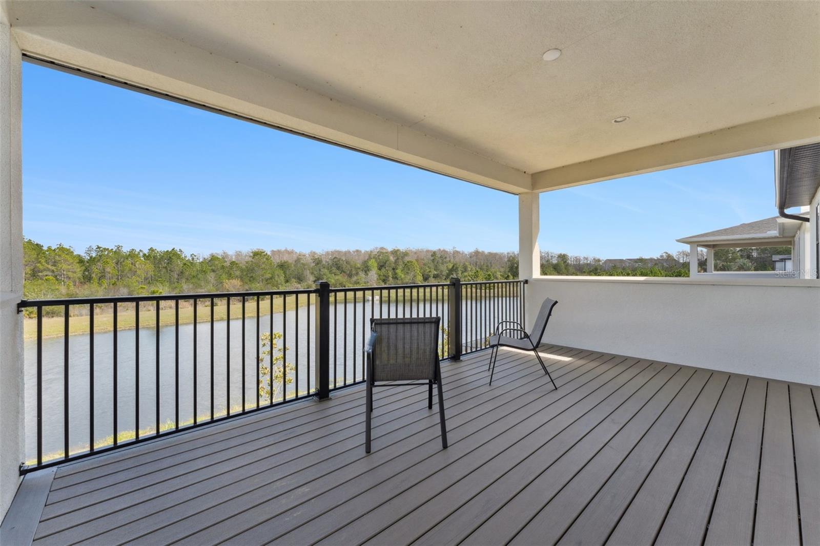 LAUREL POINTE - Residential Lease