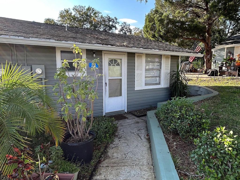 Photo of 10301 Us Highway 27 #28, Clermont, FL 34711 (MLS # G5105479)