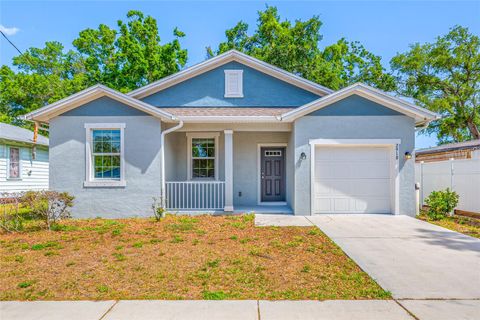 Photo of 2918 Lindell Avenue, Tampa, FL 33610 (MLS # TB8501649)