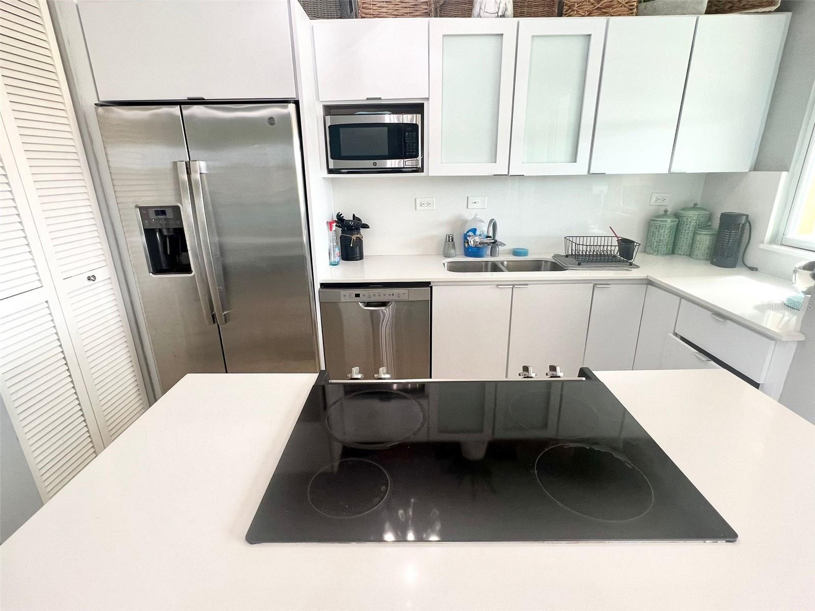 180 PALMAS DRIVE 38-D