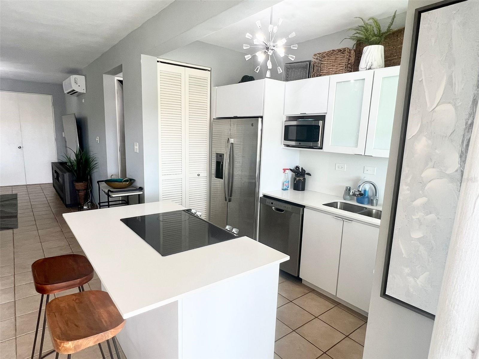 180 PALMAS DRIVE 38-D