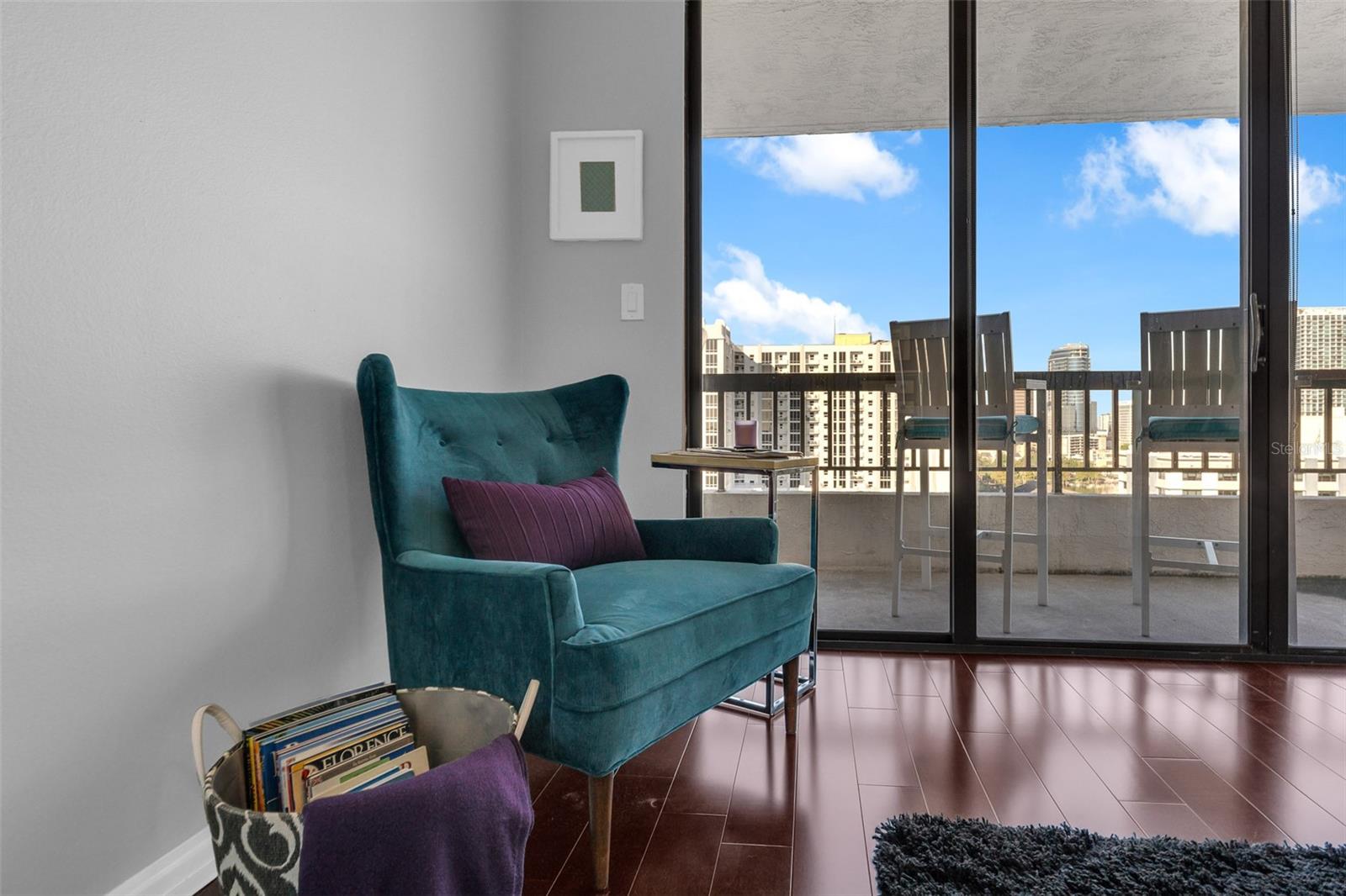 530 EAST CENTRAL - Residential