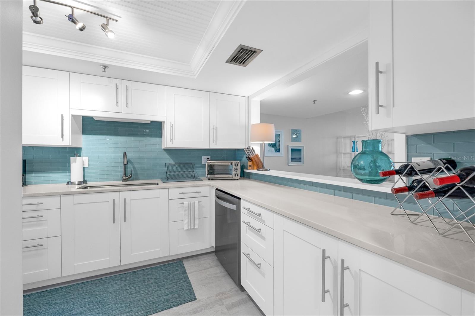 530 EAST CENTRAL - Residential