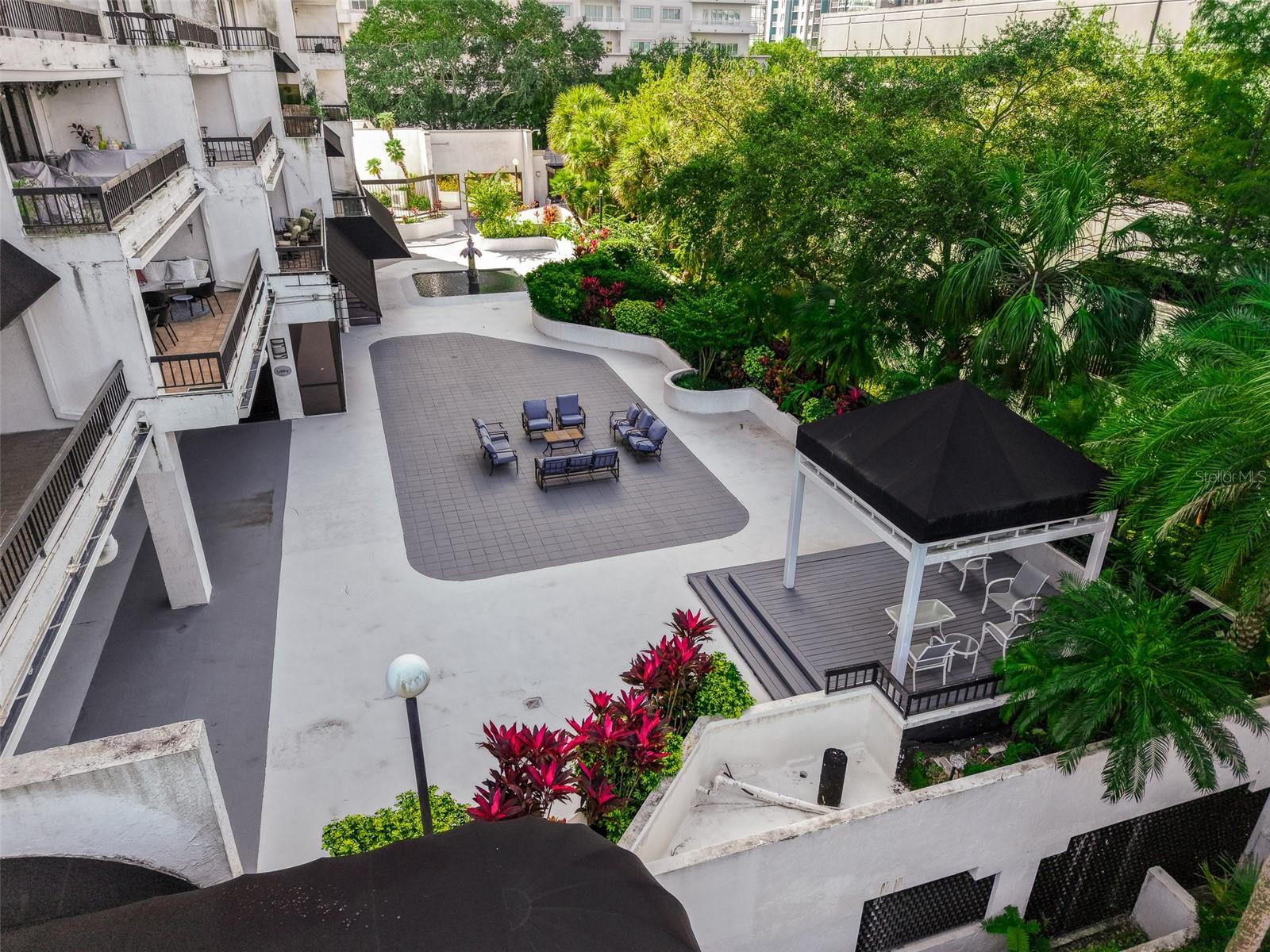 530 EAST CENTRAL - Residential