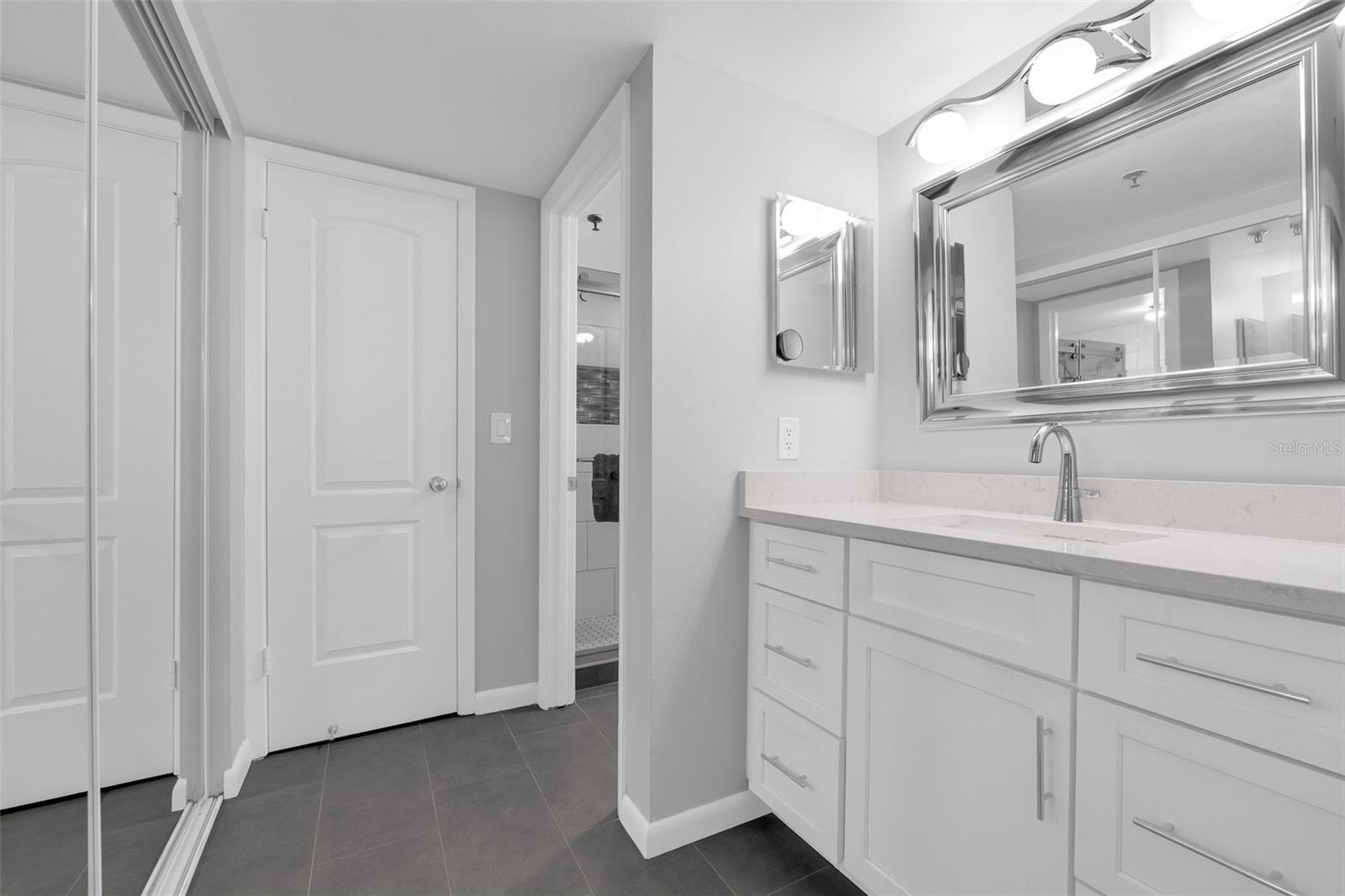 530 EAST CENTRAL - Residential