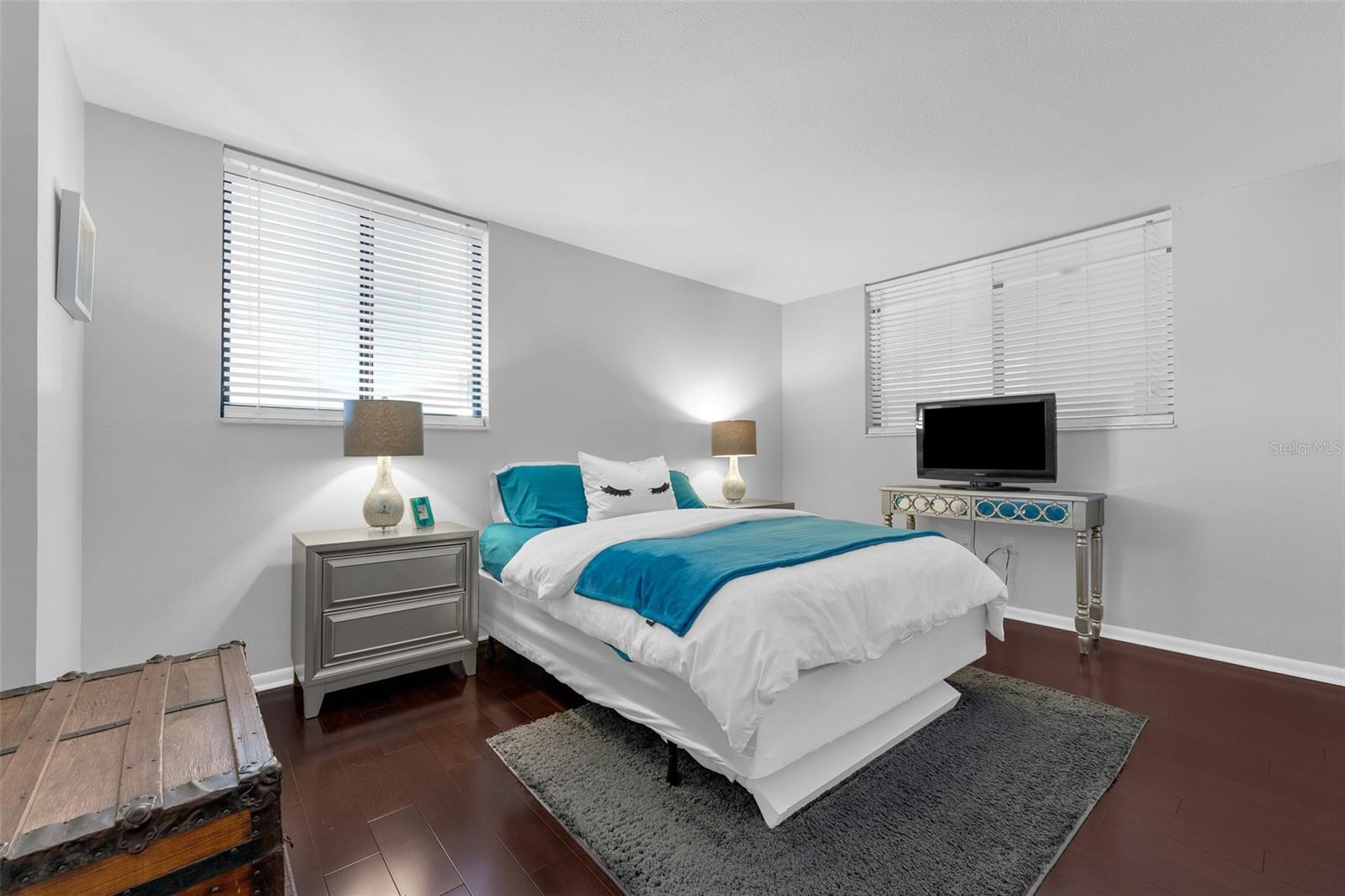 530 EAST CENTRAL - Residential