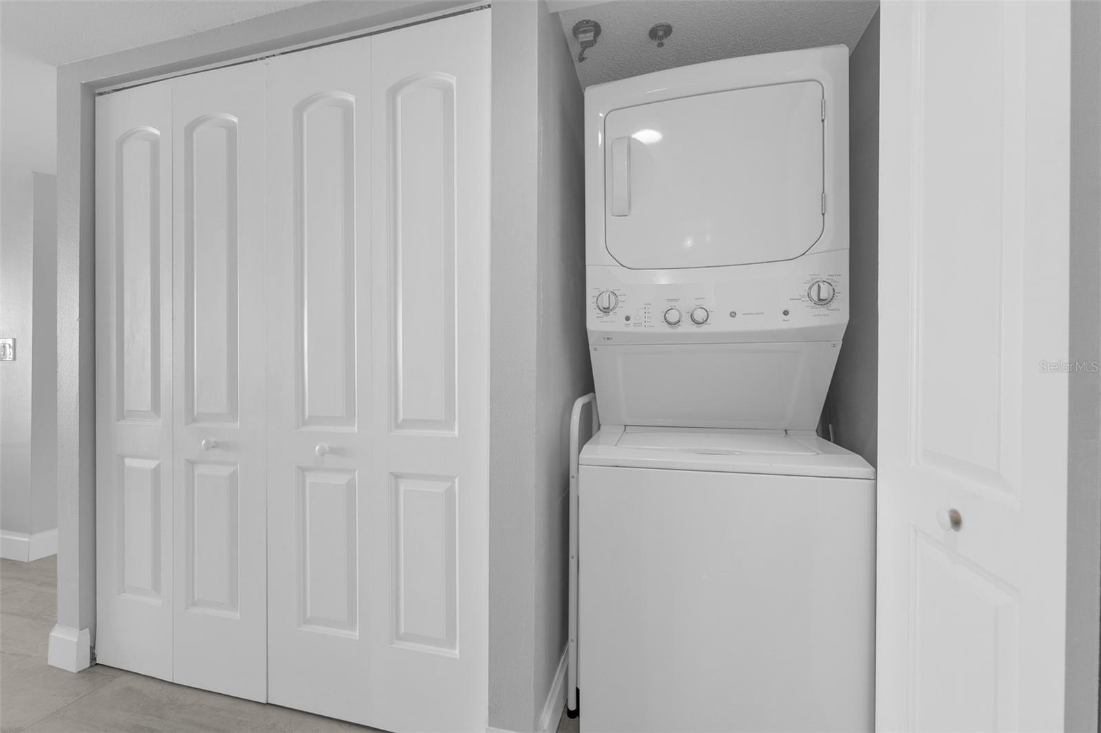 530 EAST CENTRAL - Residential