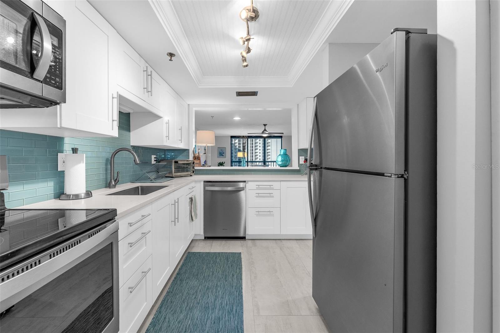 530 EAST CENTRAL - Residential