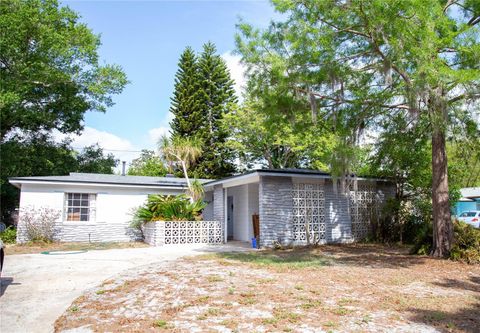 704 BEVERLY AVENUE ALTAMONTE SPRINGS FL 32701