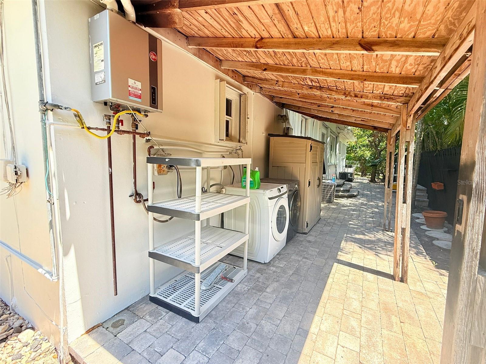 SILVER BLUFF ESTATES SEC B - Residential Lease