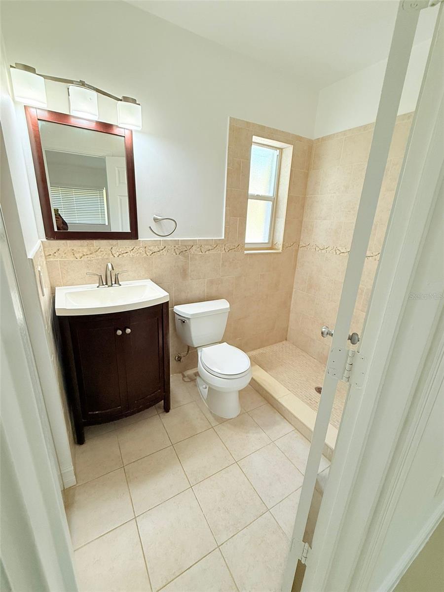 SILVER BLUFF ESTATES SEC B - Residential Lease