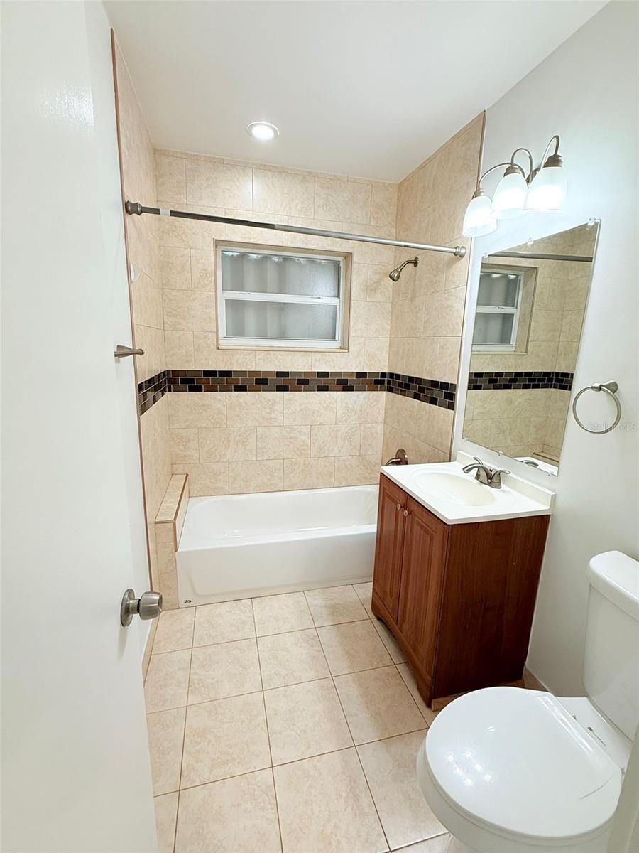 SILVER BLUFF ESTATES SEC B - Residential Lease