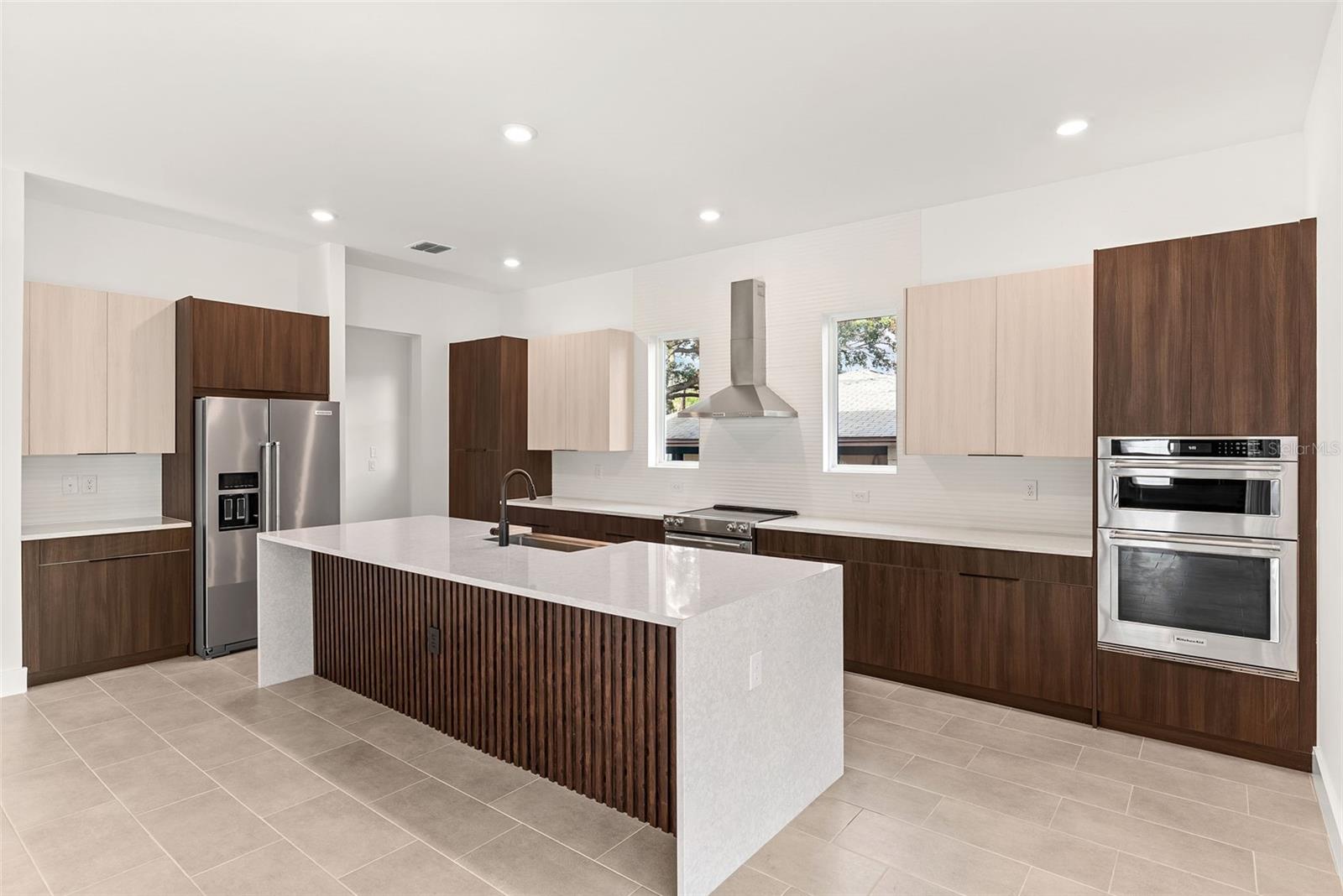 BEL MAR UNIT 3 - Residential