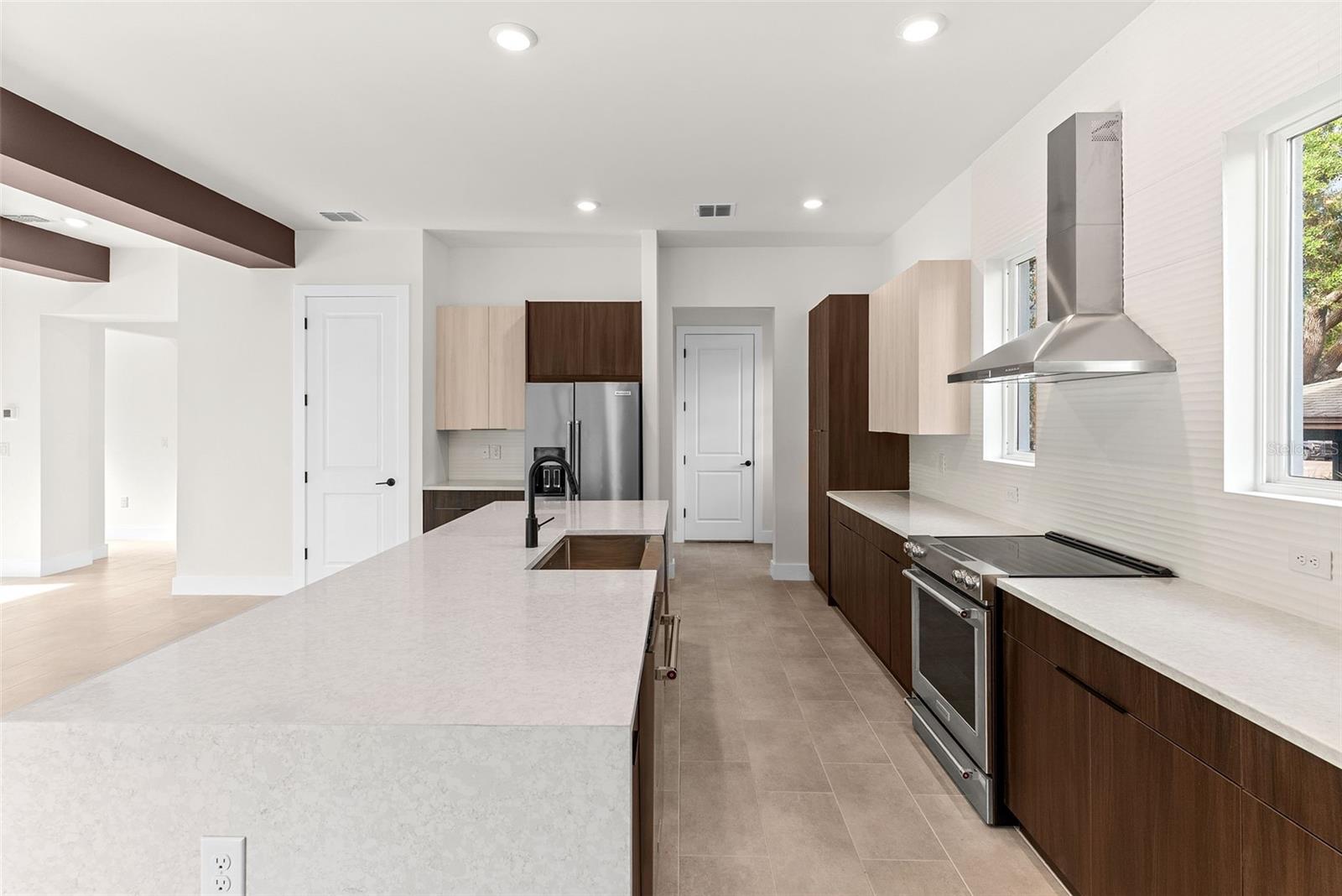 BEL MAR UNIT 3 - Residential