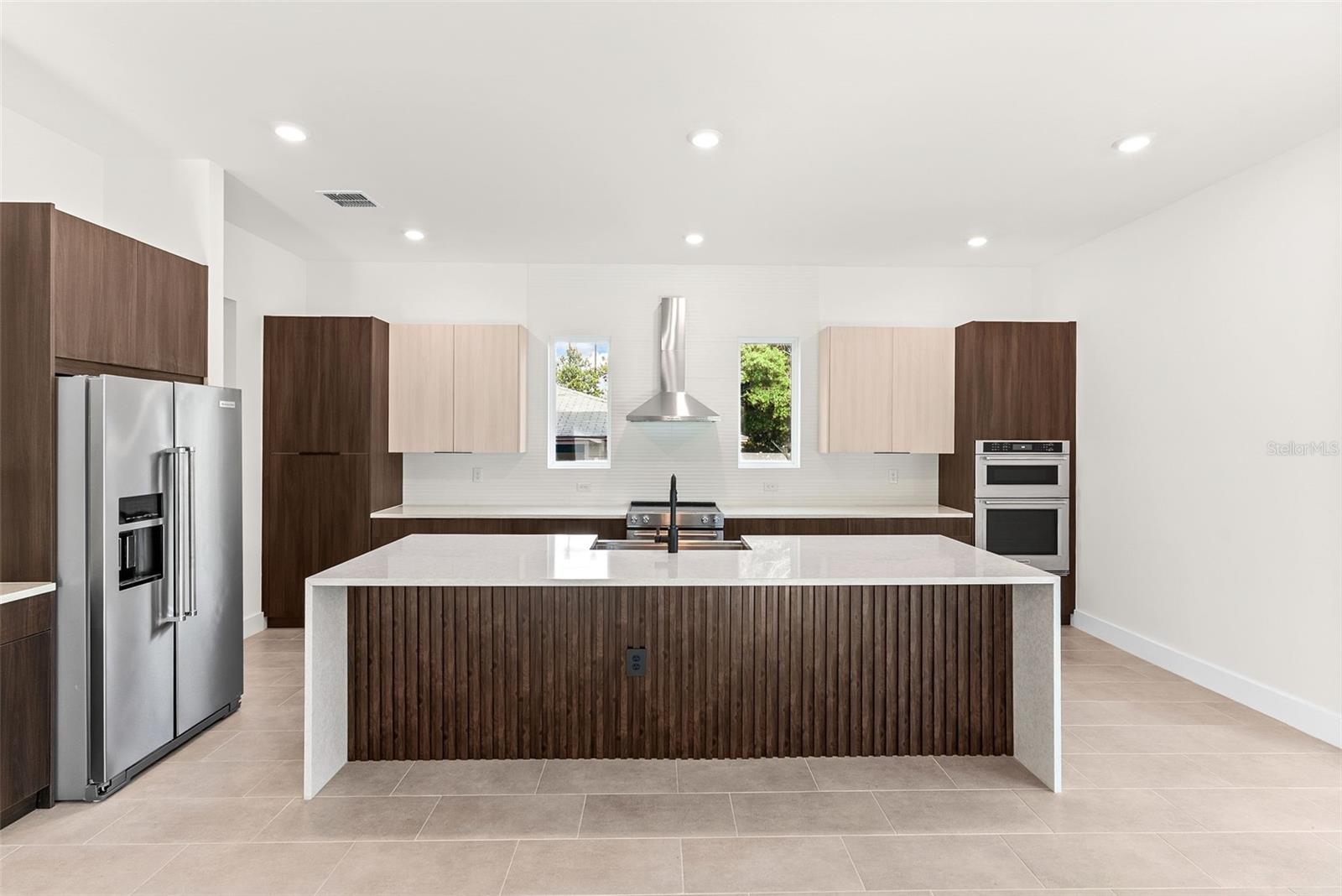 BEL MAR UNIT 3 - Residential