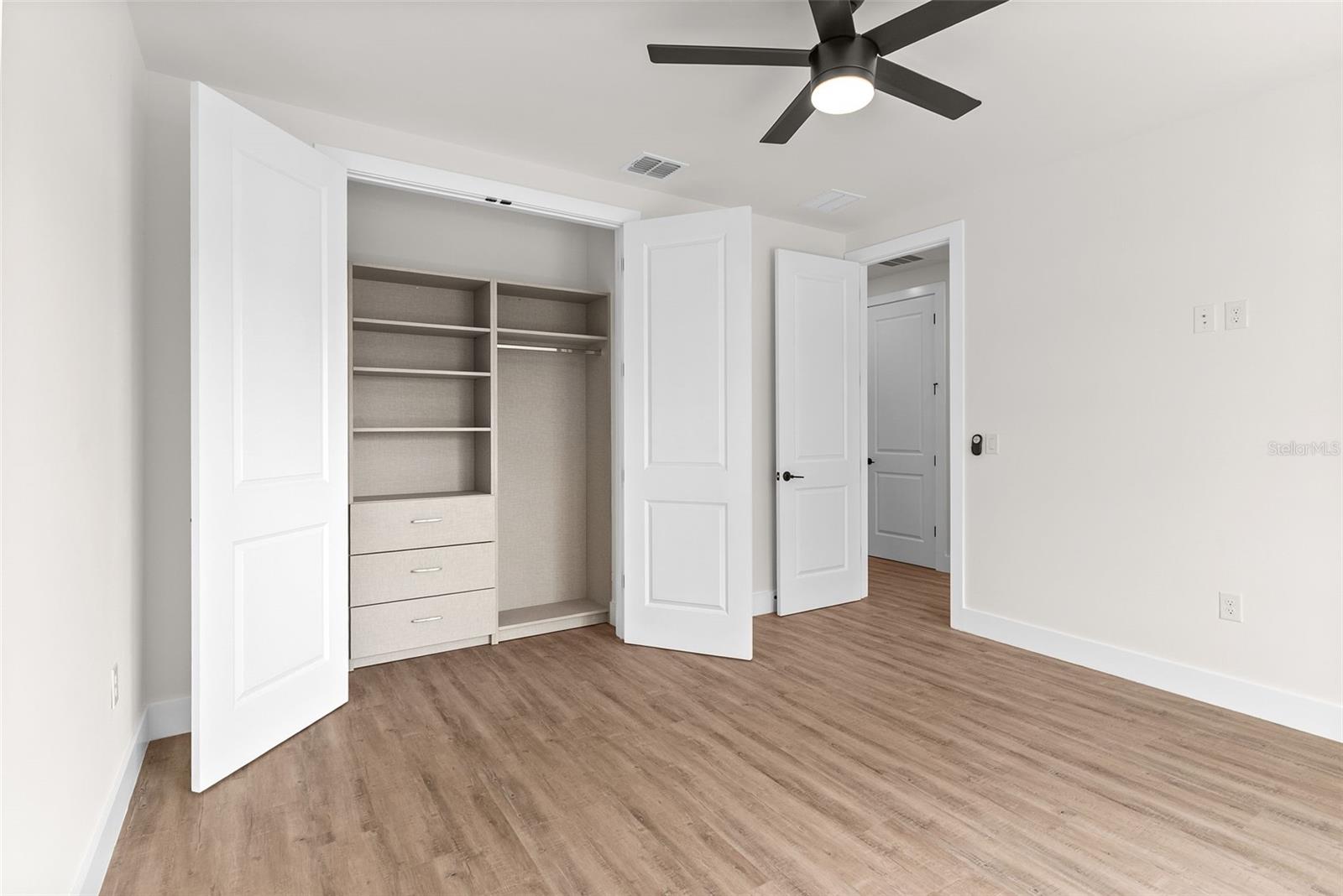 BEL MAR UNIT 3 - Residential