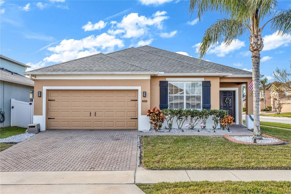 Photo of 15300 Montesino Drive, Orlando, FL 32828 (MLS # O6377198)