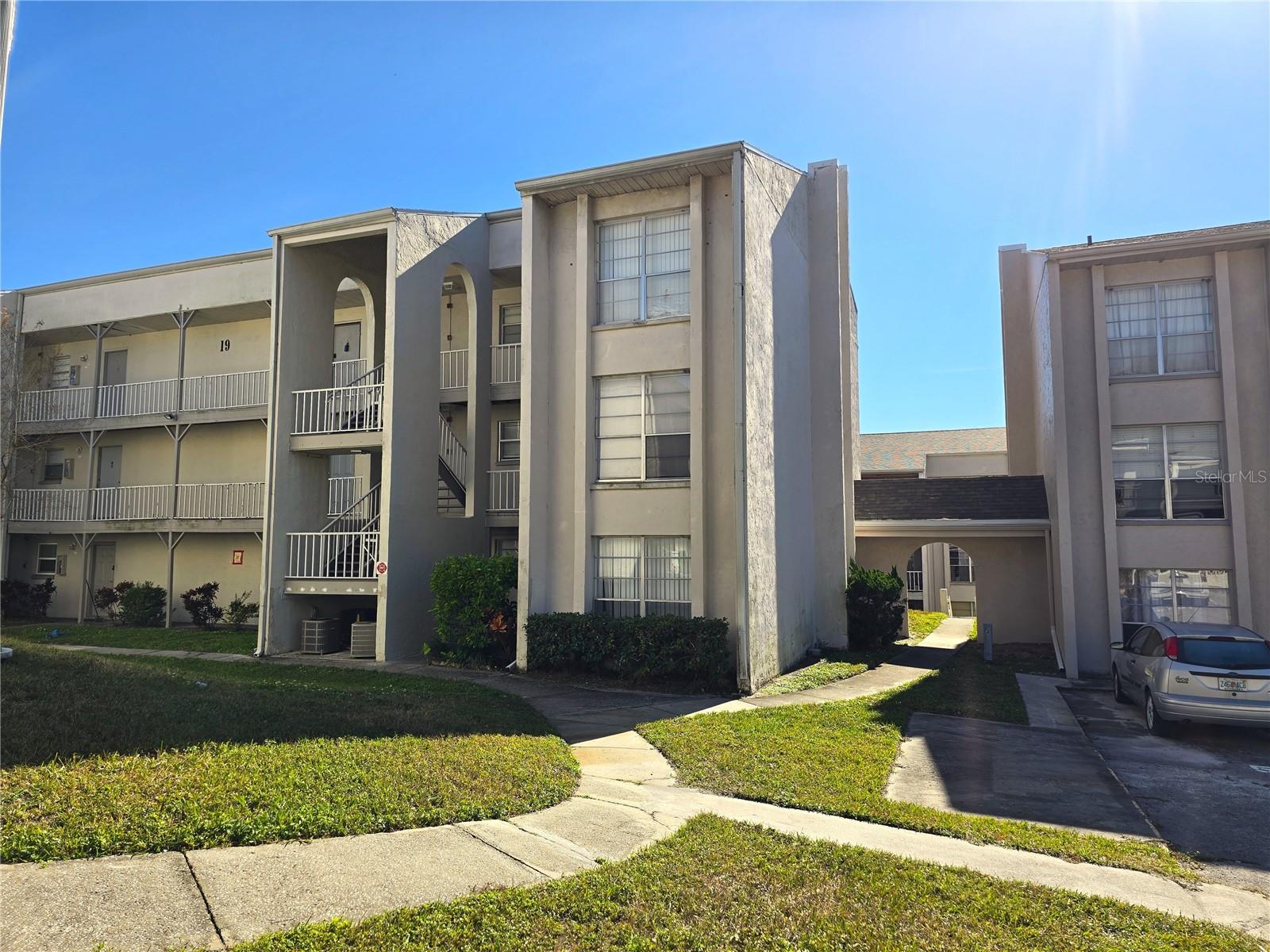 COACHMAN CREEK CONDO - Residential