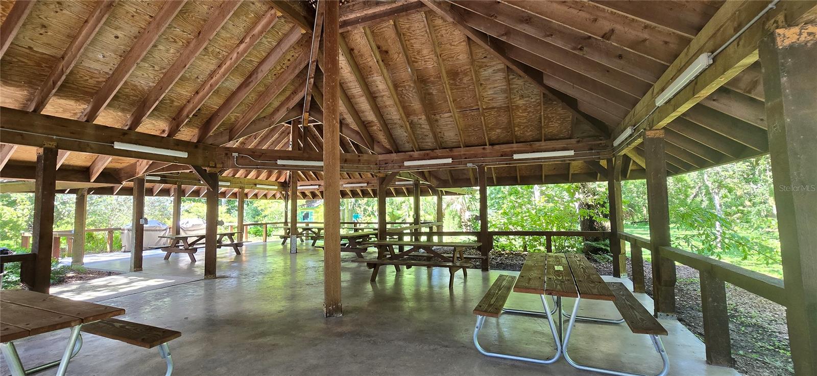 COACHMAN CREEK CONDO - Residential