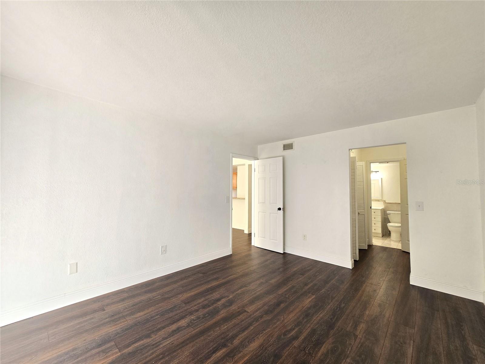 COACHMAN CREEK CONDO - Residential