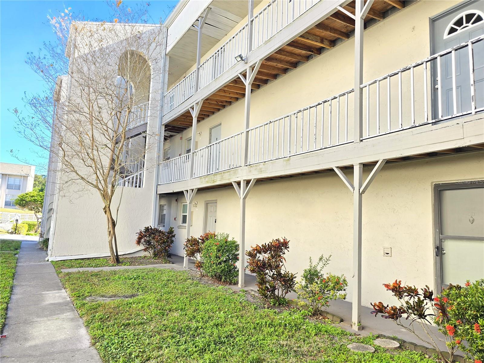 COACHMAN CREEK CONDO - Residential