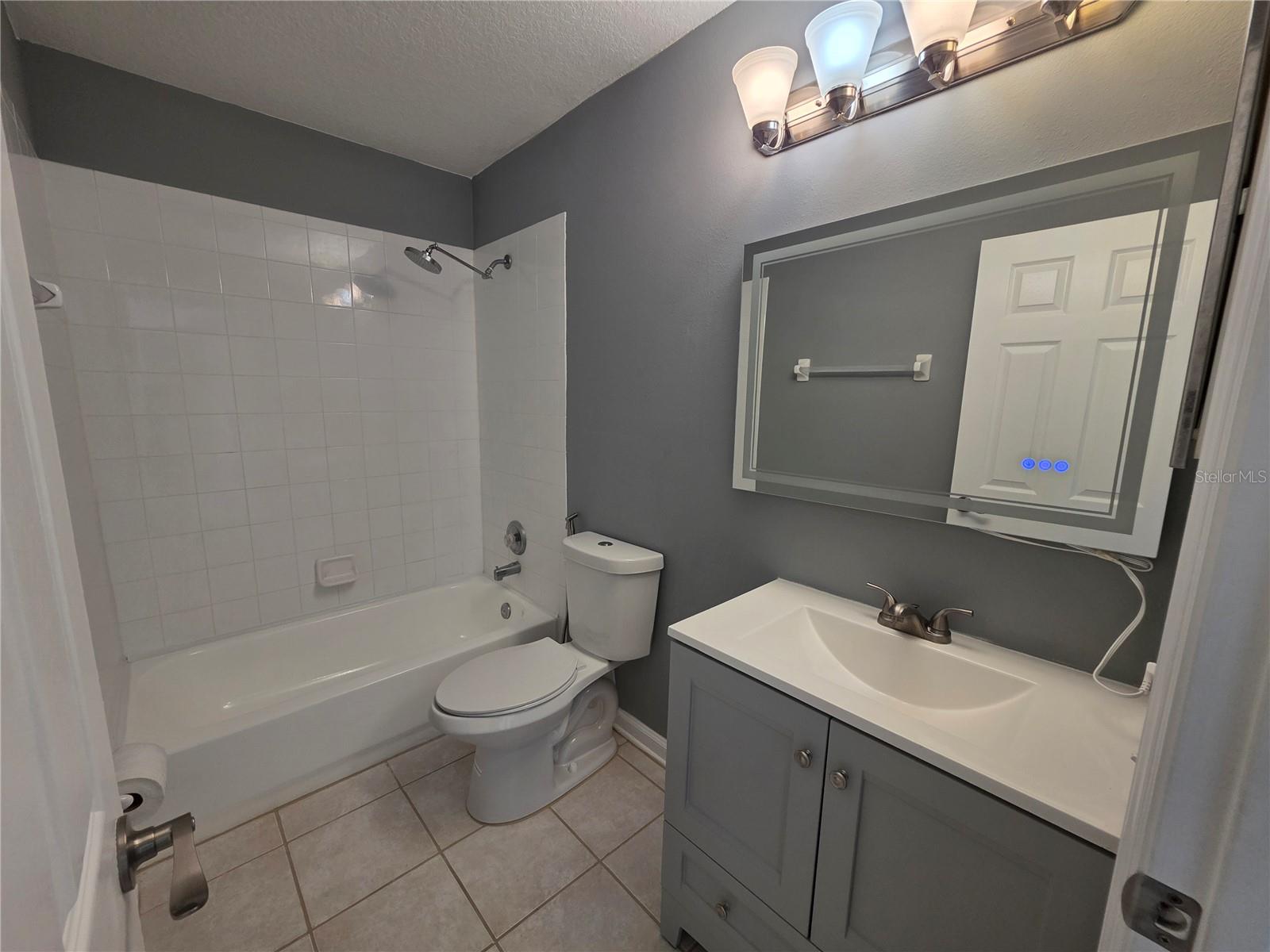 HUNTINGTON POINTE PH 1 REP - Residential