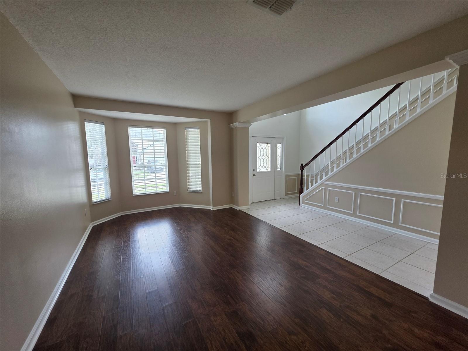 289 HANGING MOSS CIRCLE