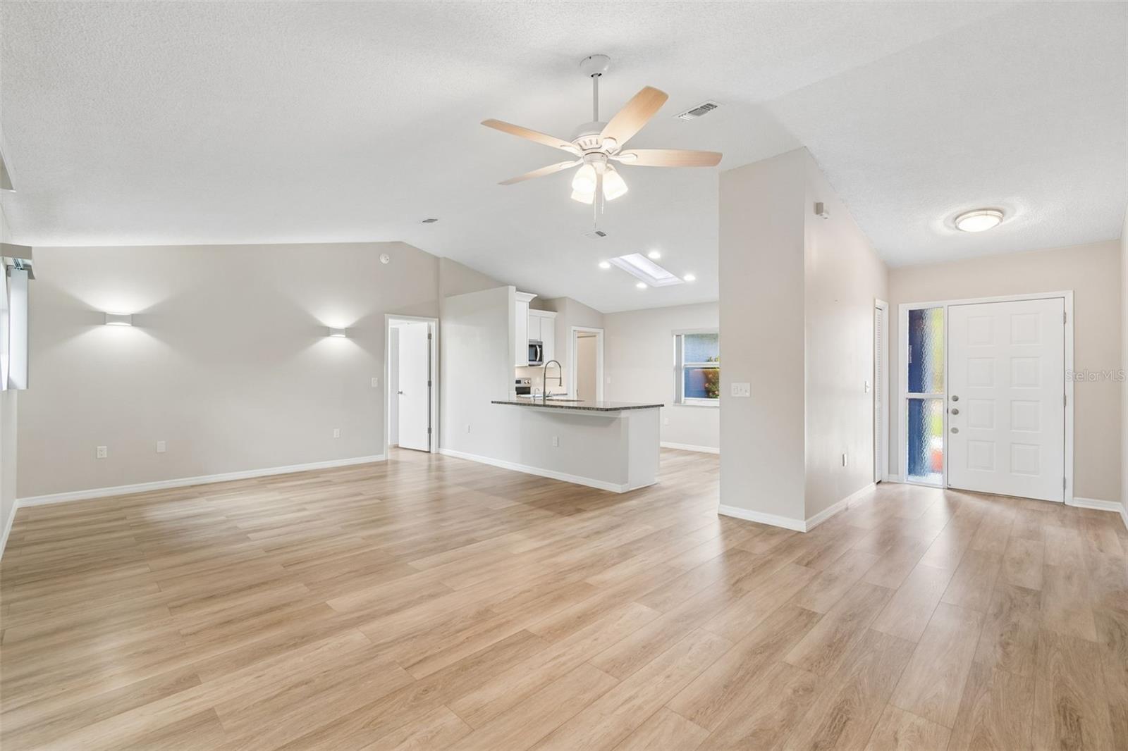ORCHID LAKE WEST - Residential