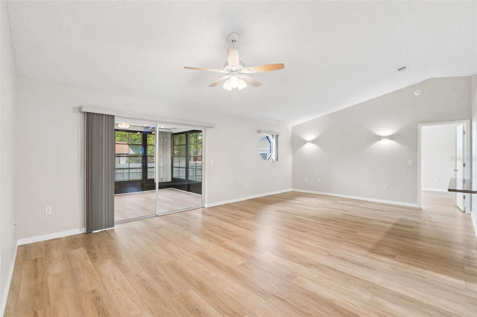 ORCHID LAKE WEST - Residential