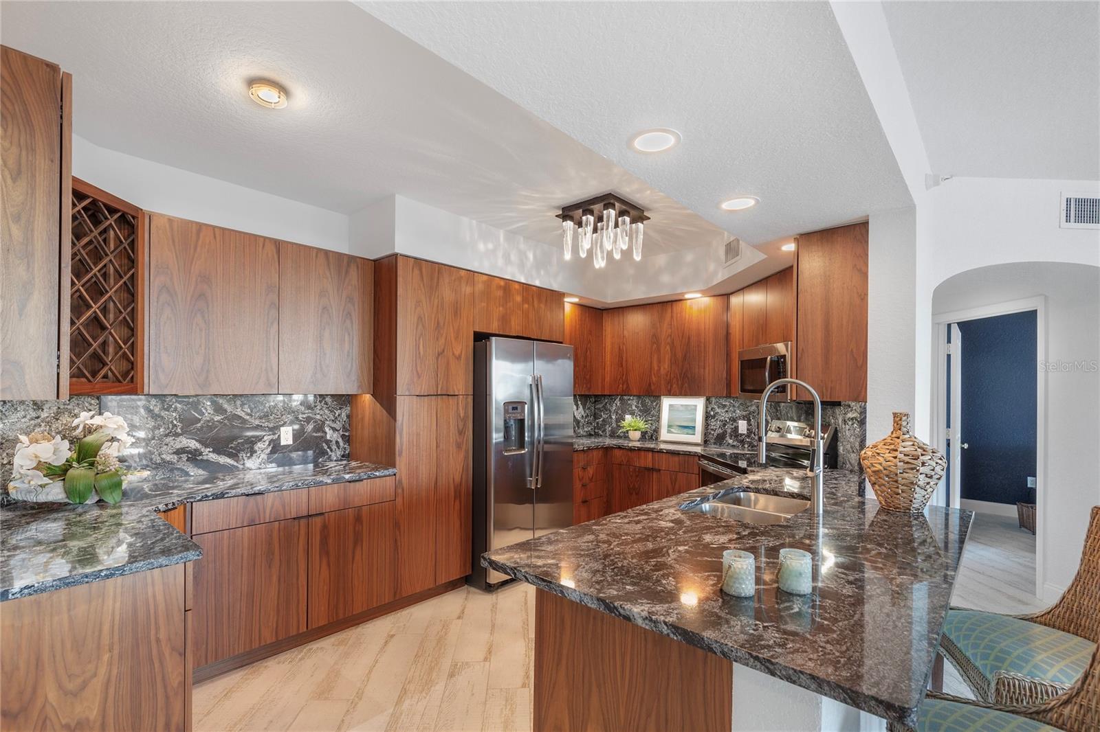 1170 GULF BOULEVARD 404