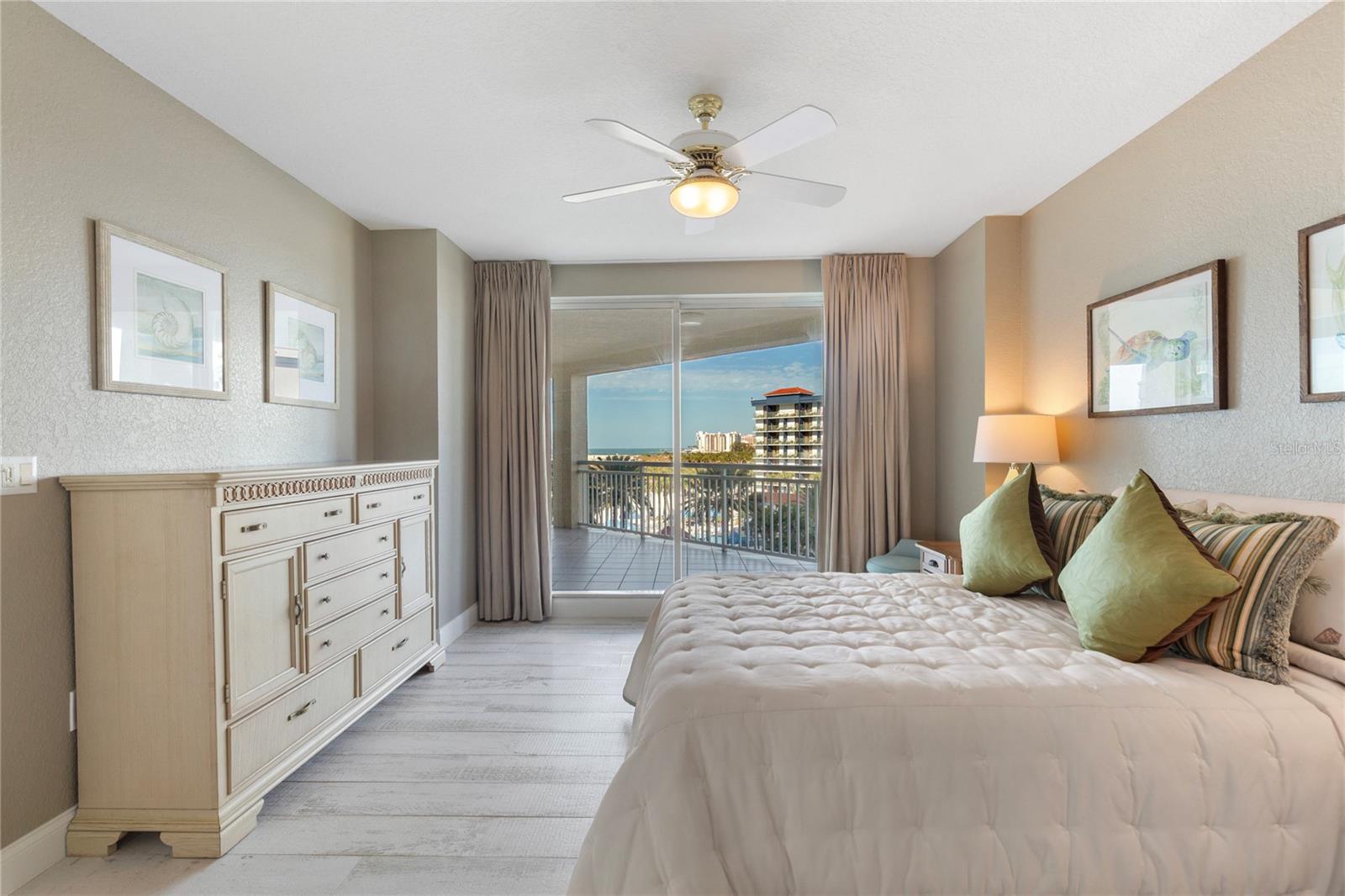 GRANDE ON SAND KEY - Residential