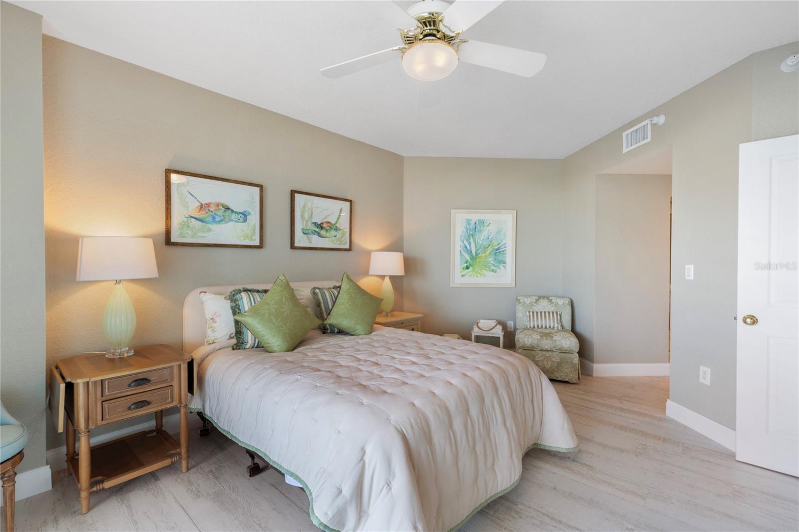 GRANDE ON SAND KEY - Residential