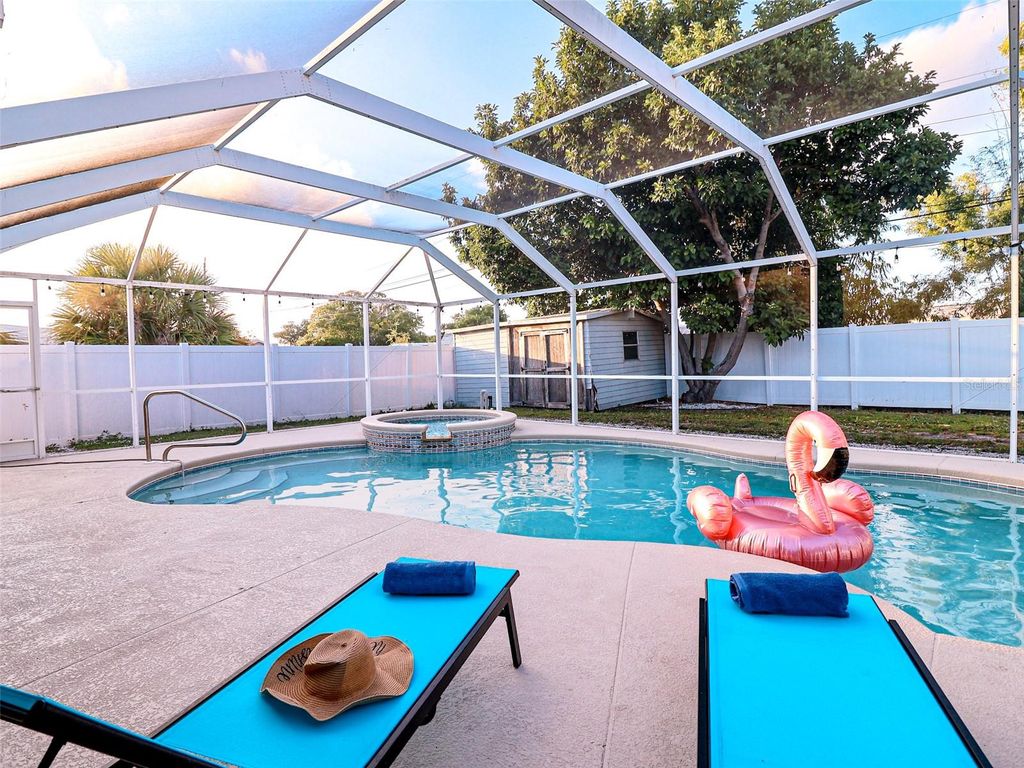 Photo of 5312 39th Avenue W, Bradenton, FL 34209 (MLS # TB8476720)