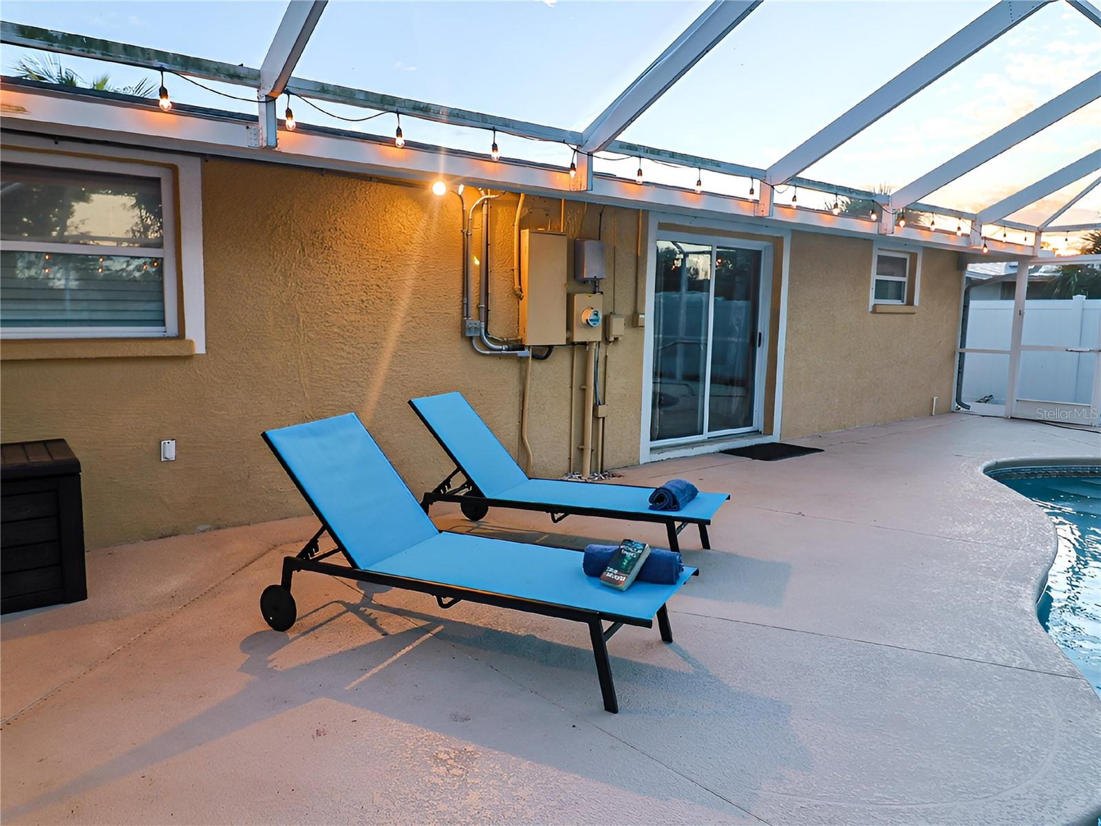 CAPE VISTA FIRST UNIT - Residential