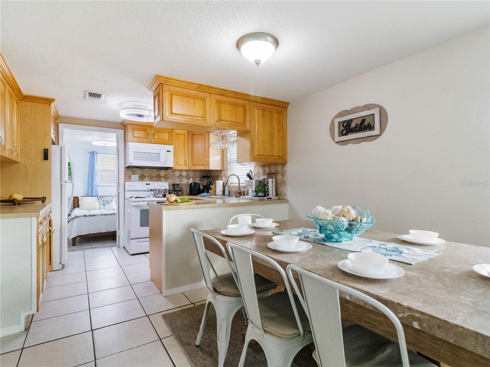 CAPE VISTA FIRST UNIT - Residential