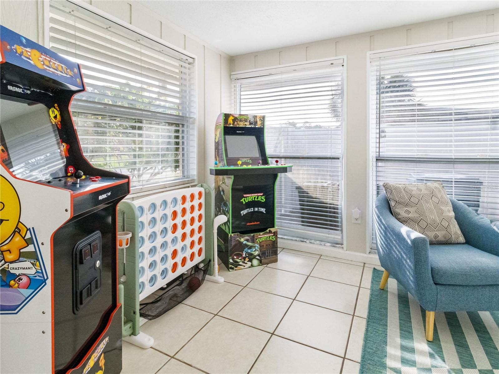 CAPE VISTA FIRST UNIT - Residential