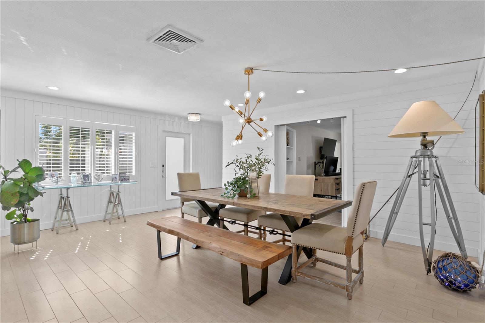 VINA-DEL-MAR SEC 1 - Residential