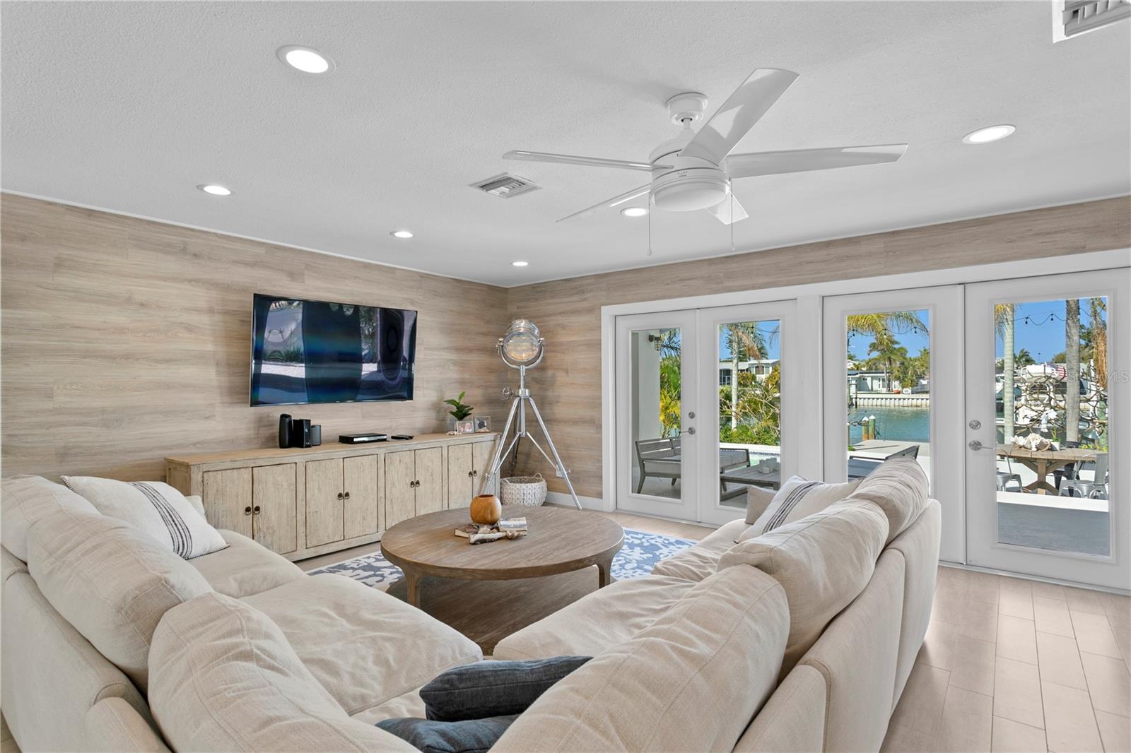 VINA-DEL-MAR SEC 1 - Residential