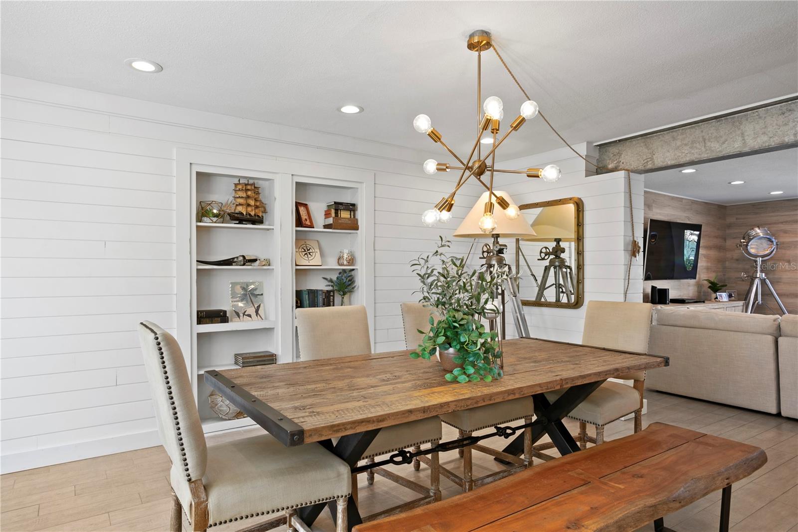 VINA-DEL-MAR SEC 1 - Residential