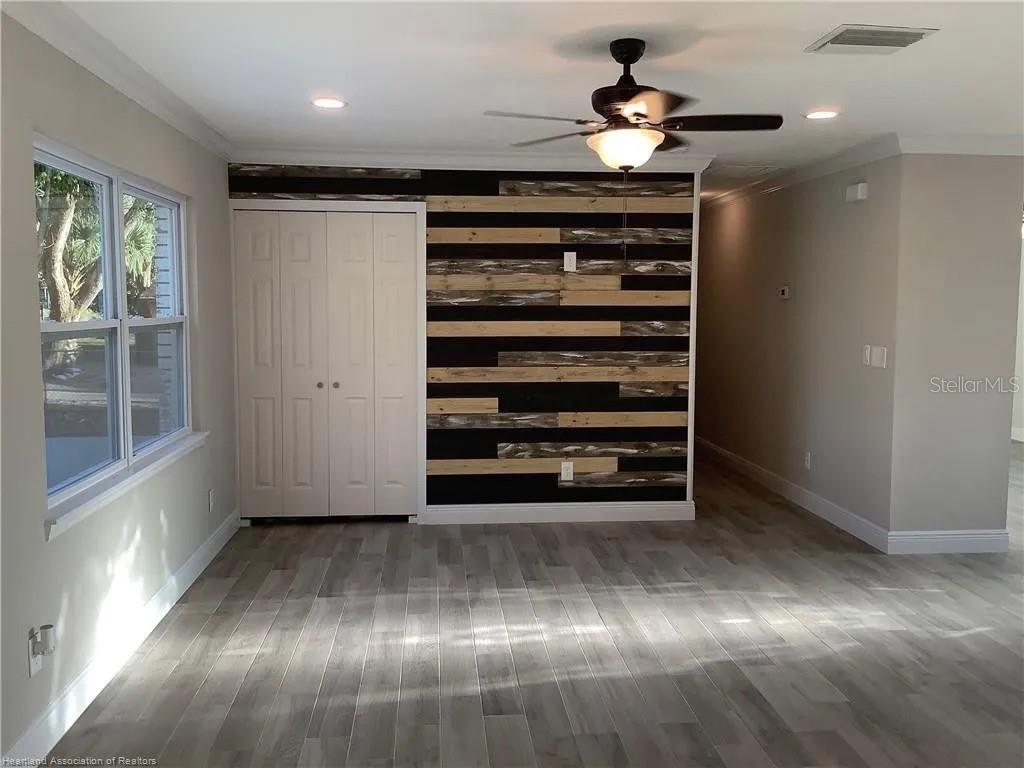 SUNSET HILL REP - Residential